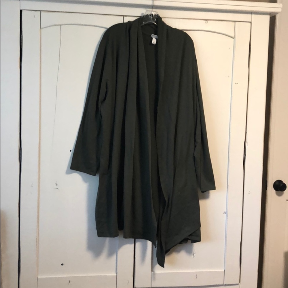 Ava and Viv size 4 cardigan